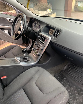 Volvo S60 cena 32500 przebieg: 250000, rok produkcji 2011 z Warszawa małe 232